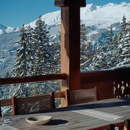 Hotel Lecrans 5*