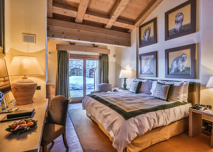 Отель Lecrans 5*