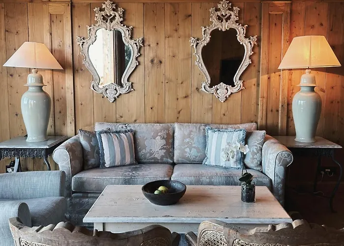 Szálloda Lecrans 5*