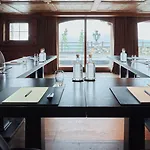 Lecrans Hotel 5*