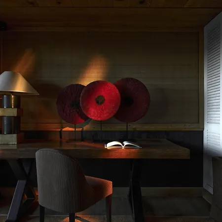 Hotel Lecrans 5*